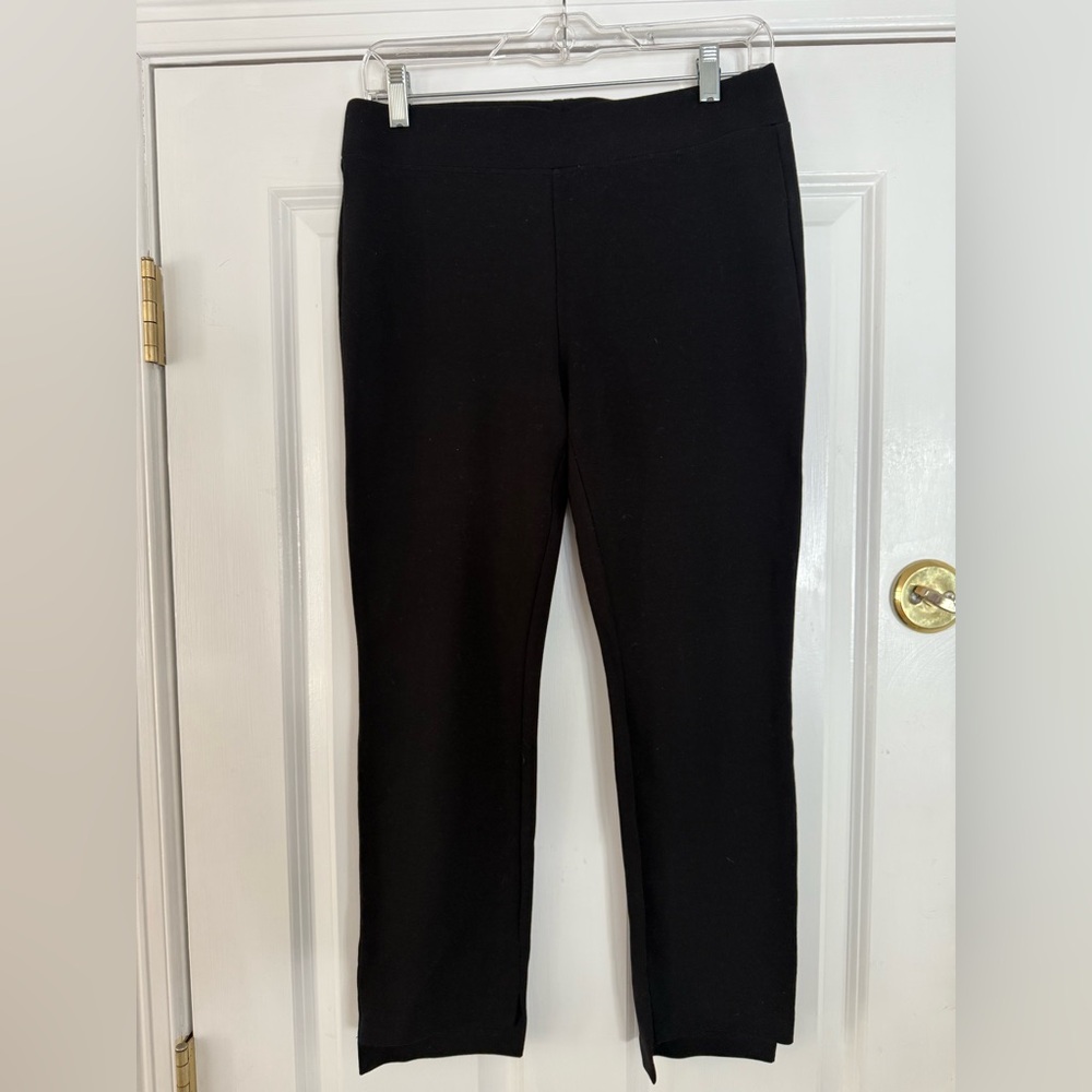 EILEEN FISHER Pull on tensel Black Pants, size PS. 1” split outer hem at ankle.